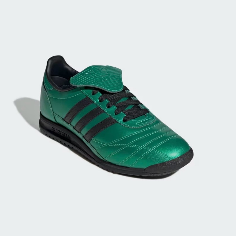 NWT: Adidas SL 72 OG sneakers in “Semi Screaming Green” color, Women’s size 7.5